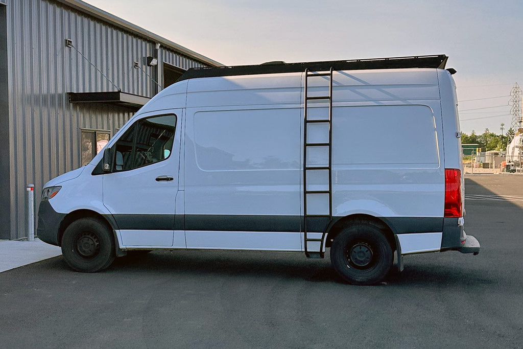 Base Roof Bundle (Roof Rack + Ladder)
